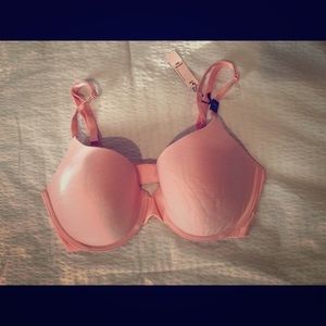 Blush colored Victoria’s Secret light push-up bra